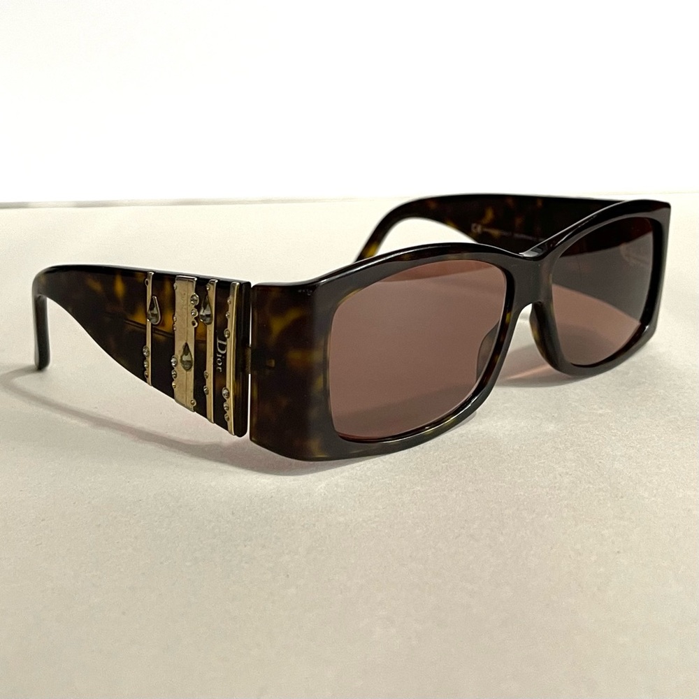 Christian Dior Women’s Y2K Sunglasses DIORRAIN 2 Brown Gold Rain Drop Ge…